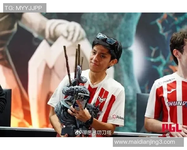 杨娜回顾DOTA2职业生涯的点滴与感悟分享实时新闻